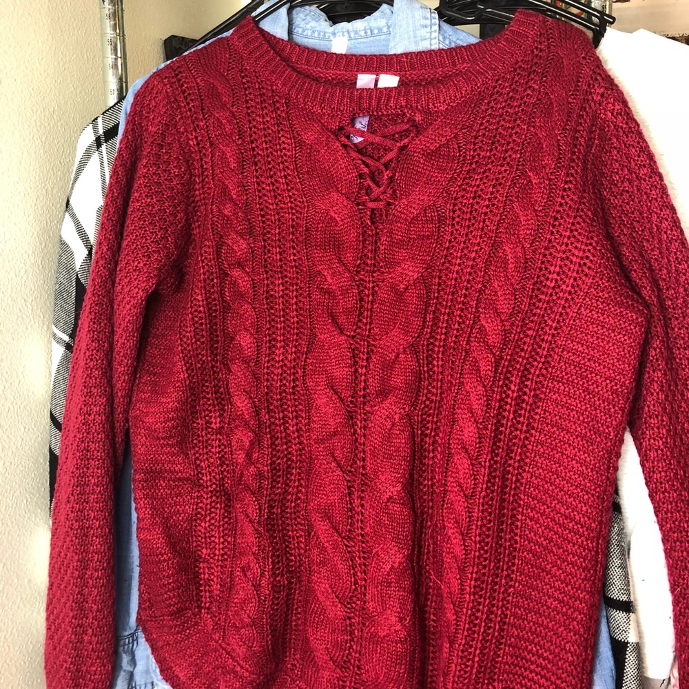 Francesca’s Alya Red Criss Cross Sweater
